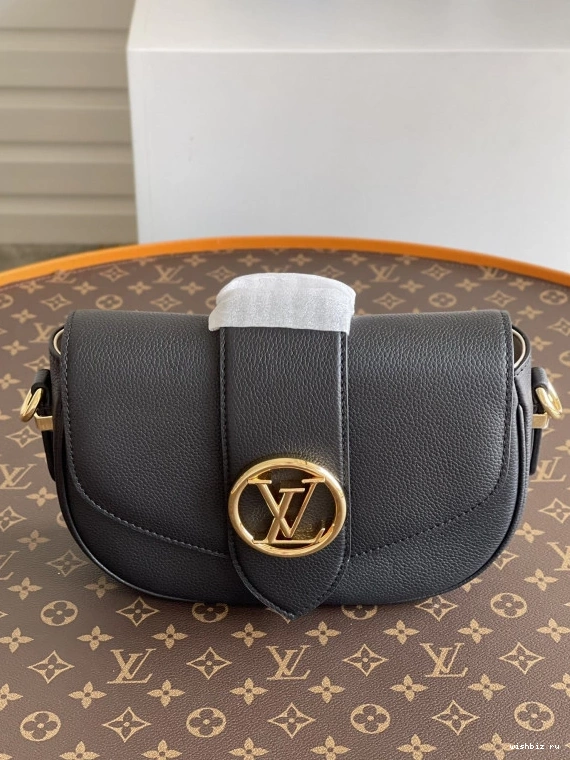 WIS SOFT PONT LOUIS MM VUITTON 9 1107